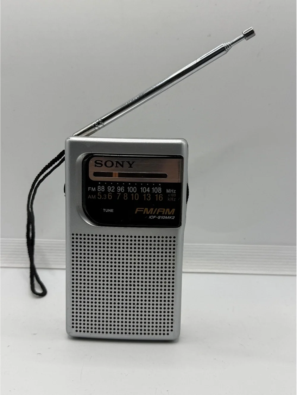 Sony ICF-S10MK2 Pocket AM/FM Radio Silver Portable Transistor Radio Tested works